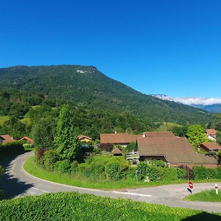 Agreable T3 Entre Lac Et Montagne Seythenex Exterior foto