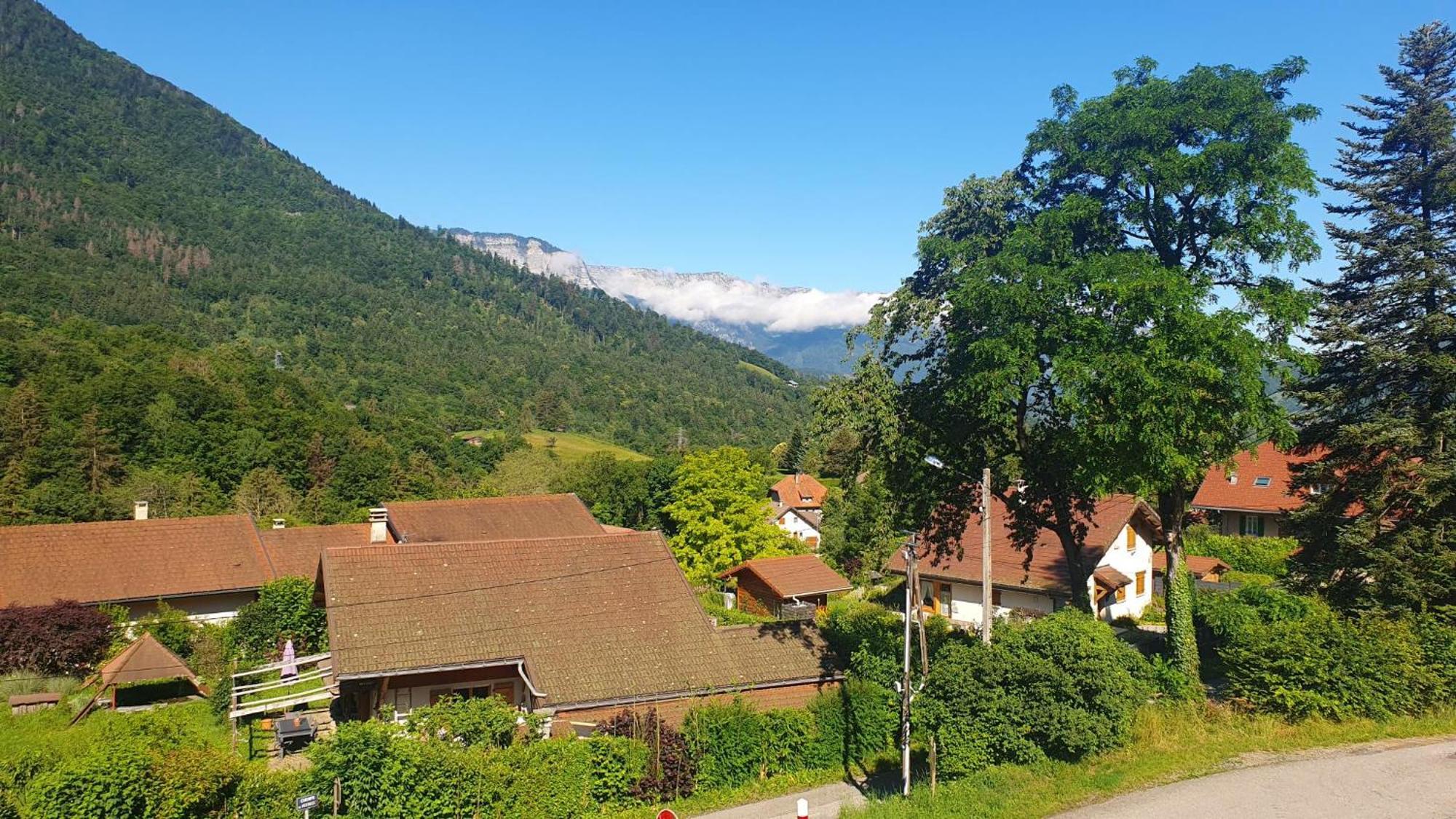 Agreable T3 Entre Lac Et Montagne Seythenex Exterior foto