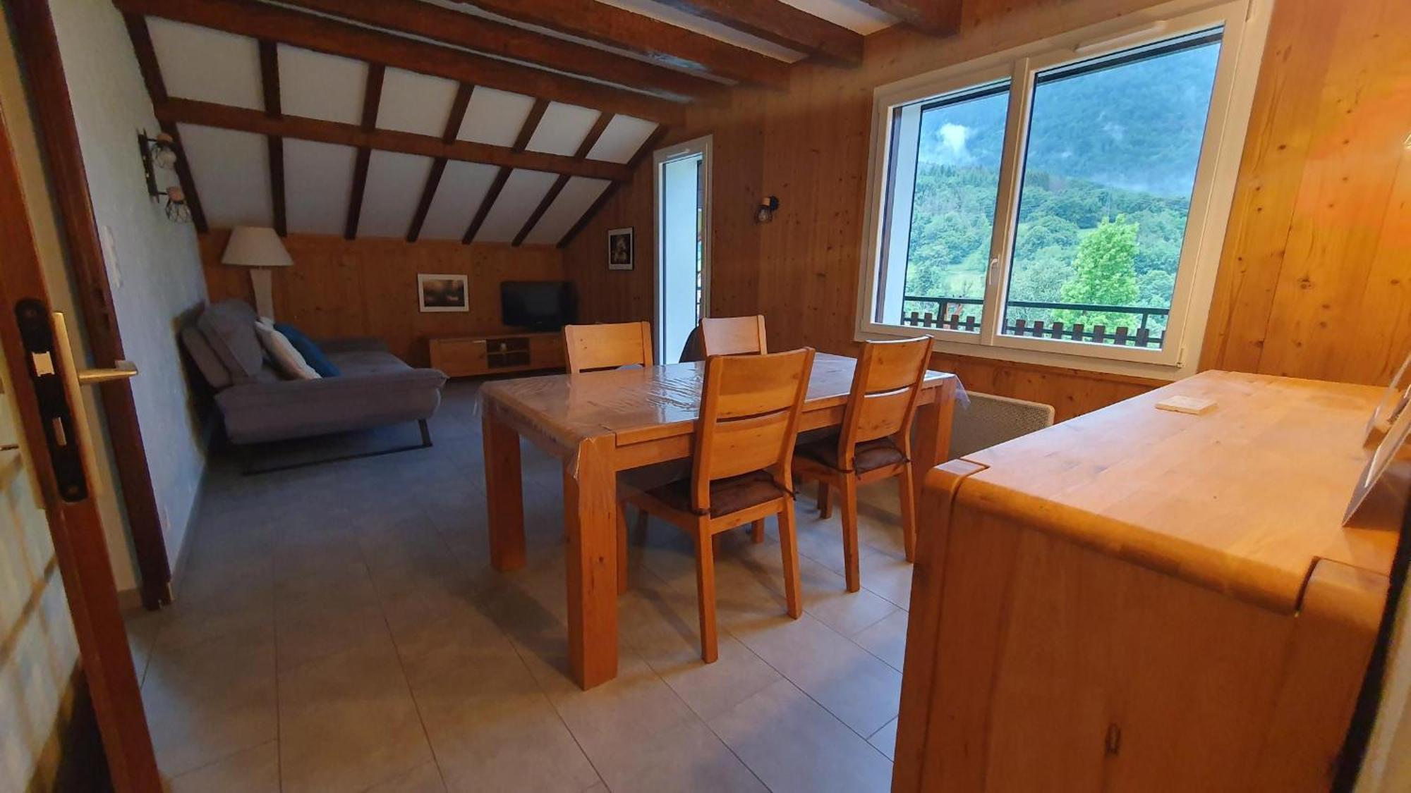 Agreable T3 Entre Lac Et Montagne Seythenex Exterior foto