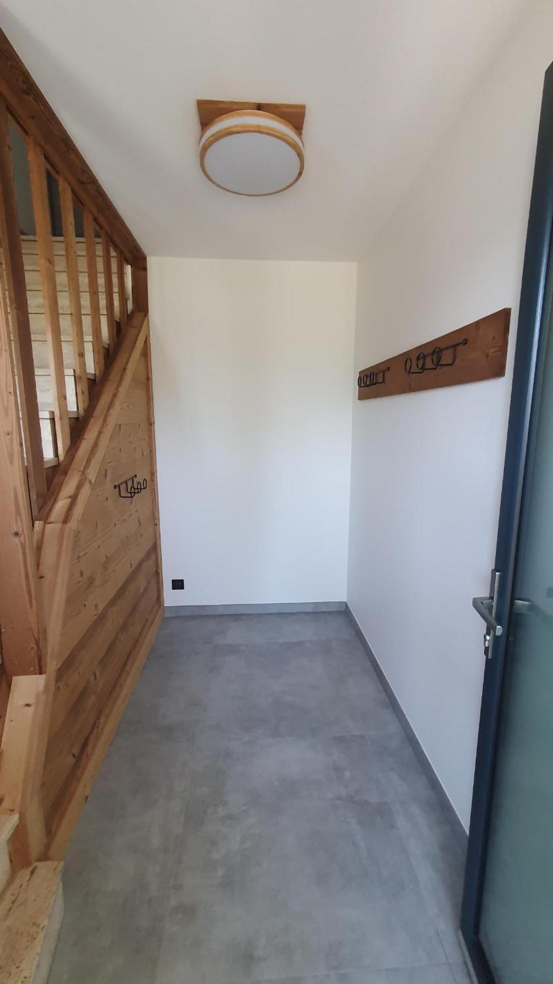 Agreable T3 Entre Lac Et Montagne Seythenex Exterior foto